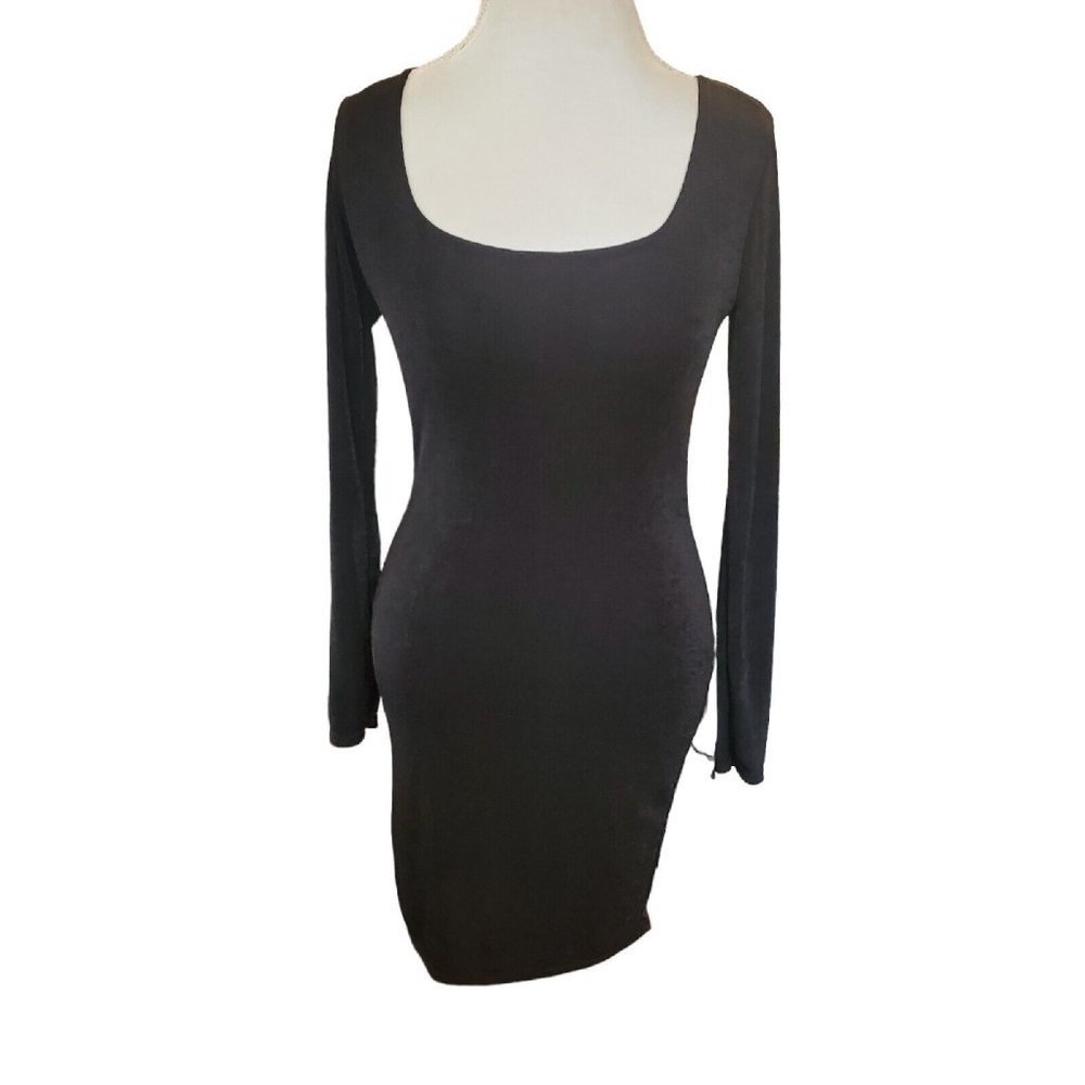 Boohoo Black Long Sleeve Sixy‎ Fitted Tight Scoop Neck Slinky Dress 8 Medium LBD